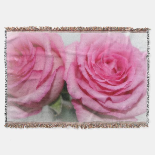 Roses Throw Blanket/Pink Blanket (Front)
