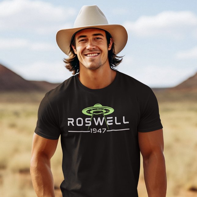 Roswell UFO Alien Extraterrestrial Flying Saucer T-Shirt (Creator Uploaded)