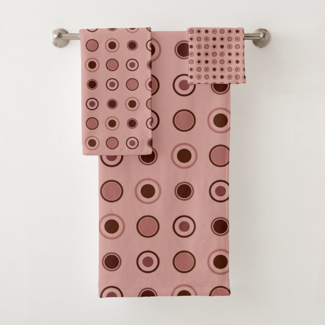 Rosy Reds Polka Dots Bath Towel Set (Insitu)