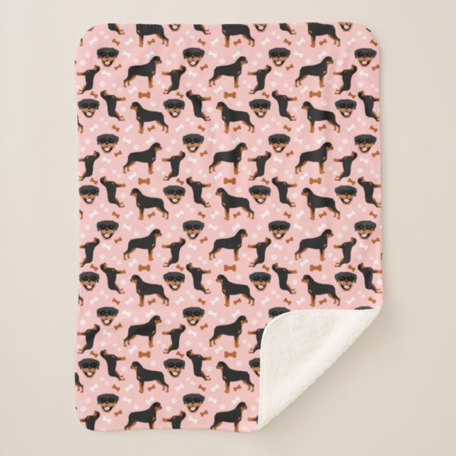 Rottweiler Rottie Dog Pattern Pink Sherpa Blanket (Front)