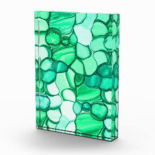 Round like stones in shades of clear green to mint photo block