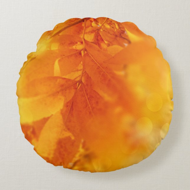 Round Pillow Coloured Autumn Glow Leafs (Front)