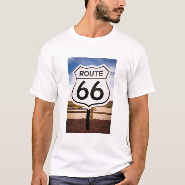 Route 66 road sign, Arizona T-Shirt (Front)