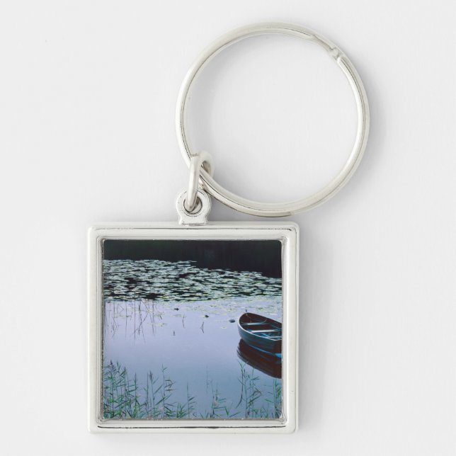 Rowboat on small lake surrounded by water key ring (Front)