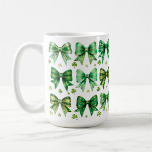 ROWS OF GREEN IRISH CELTIC BOWS COFFEE MUG
