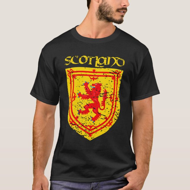 Royal Arms Of Scotland Lion Rampant Men Women Teen T-Shirt (Front)