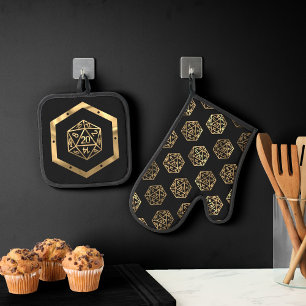 RPG Dice   Gold Fantasy Tabletop Retro PnP Gamer Oven Mitt & Pot Holder Set