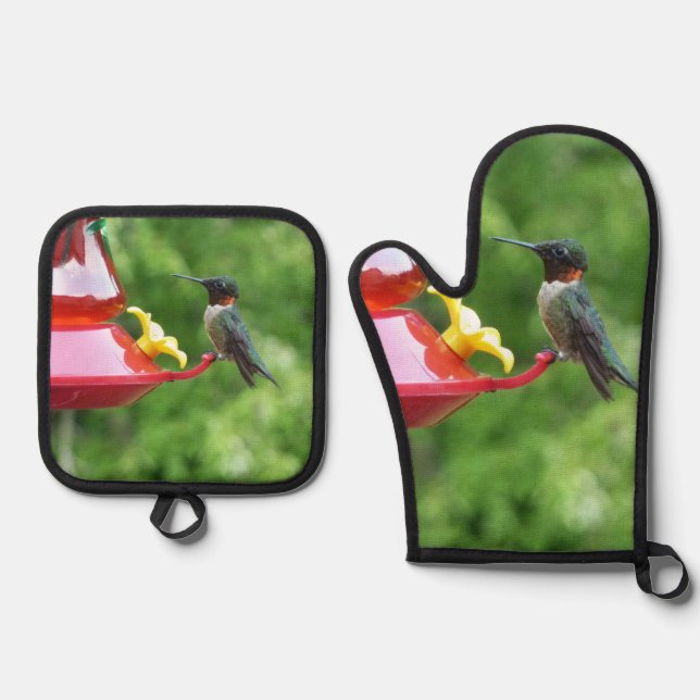 Ruby-Throated Hummingbird Bird Photography Oven Mitt & Pot Holder Set (Front)