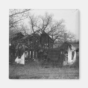 Ruins of farmhouse magnet