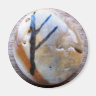 Runes Magnet