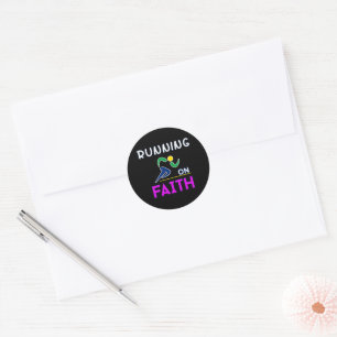 Running on Faith Christian Runner Classic Round Sticker
