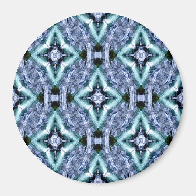 Rushing waters... magnet (Front)