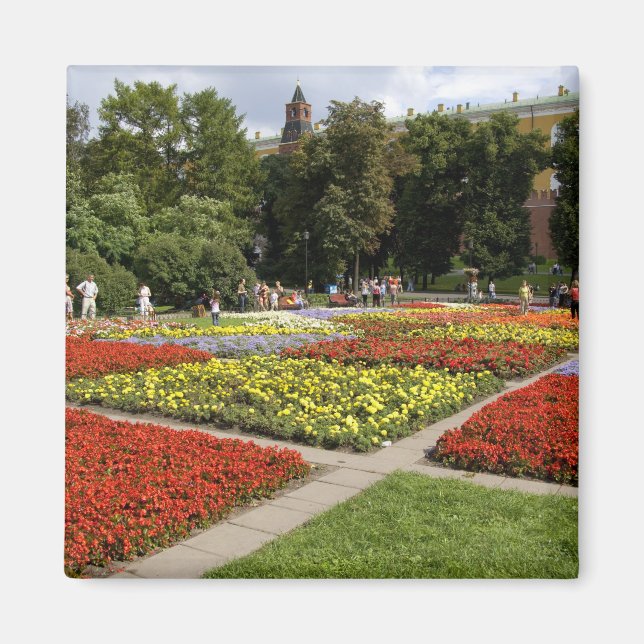 Russia, Moscow, Red Square, Alexandrovsky Magnet (Front)