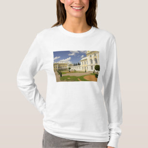 Russia. Petrodvorets. Peterhof Palace. Peter the 3 T-Shirt