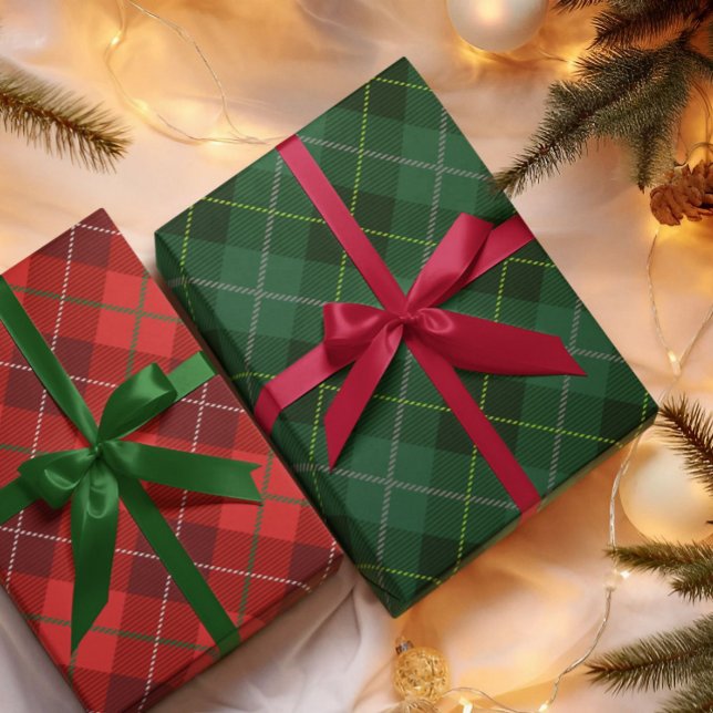 Rustic Country Green White & Black Plaid Christmas Wrapping Paper (Creator Uploaded)