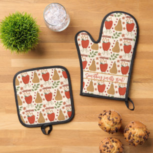Rustic Harvest Oven Mitts: Apples, Pears, Cinnamon Mitt & Pot Holder Set