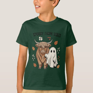 Rustic Highland Cow and Ghost Halloween Art   Vint T-Shirt