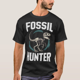 S2 Fossil Hunting Fossils Paleontology (57) T-Shirt