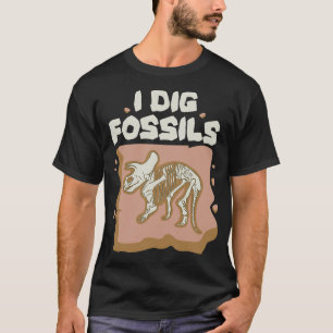 S2 Fossil Hunting Fossils Paleontology (99) T-Shirt