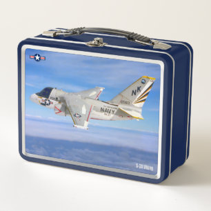S-3 VIKING METAL LUNCH BOX