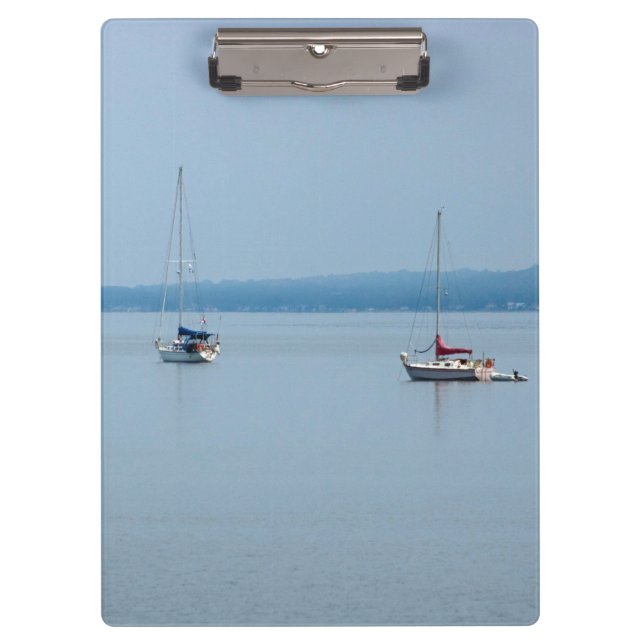 Sailboats on the river  clipboard (Front)
