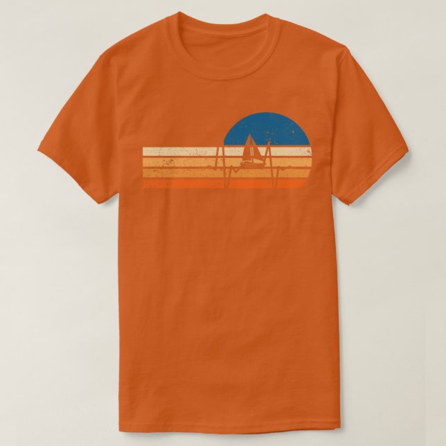 Sailing Retro Vintage T-Shirt (Design Front)