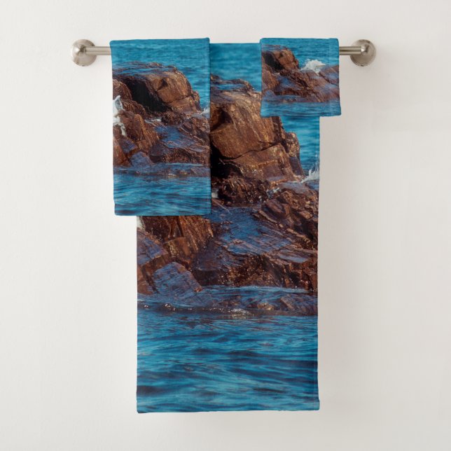 Sailing the Atlantic Bath Towel Set (Insitu)