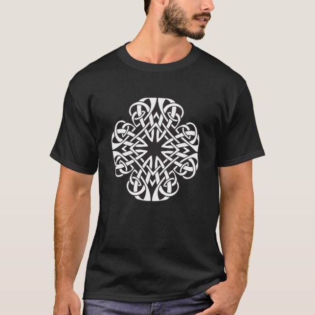 Saint Patrick s Day Traditional Irish Celtic Knot  T-Shirt (Front)