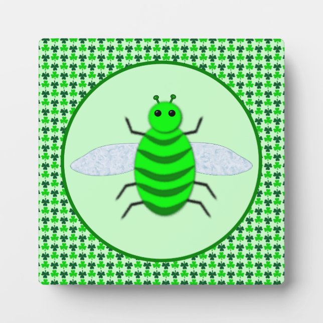 Saint Patricks Day Bee and Shamrocks Plaque (Front)
