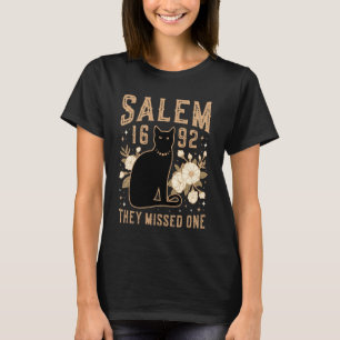 Salem 1692 They Missed One Salem Witch Trial Moon  T-Shirt
