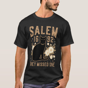 Salem 1692 They Missed One Witch Trial Black Cat M T-Shirt