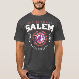 Salem Massachusetts Witch Tourist Souvenir Hallowe T-Shirt