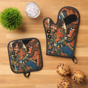 SAMURAI FIGHTING MONSTER OVEN MITT & POT HOLDER SET