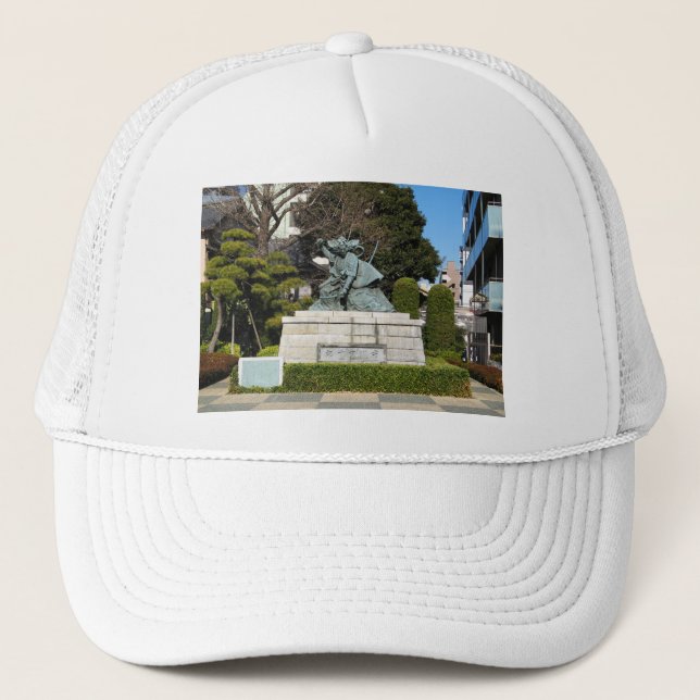 Samurai Kamakura Gongoro Kagemasa Kabuki Statue Trucker Hat (Front)