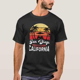 San Diego California Beach Retro Vintage Beach Sun T-Shirt