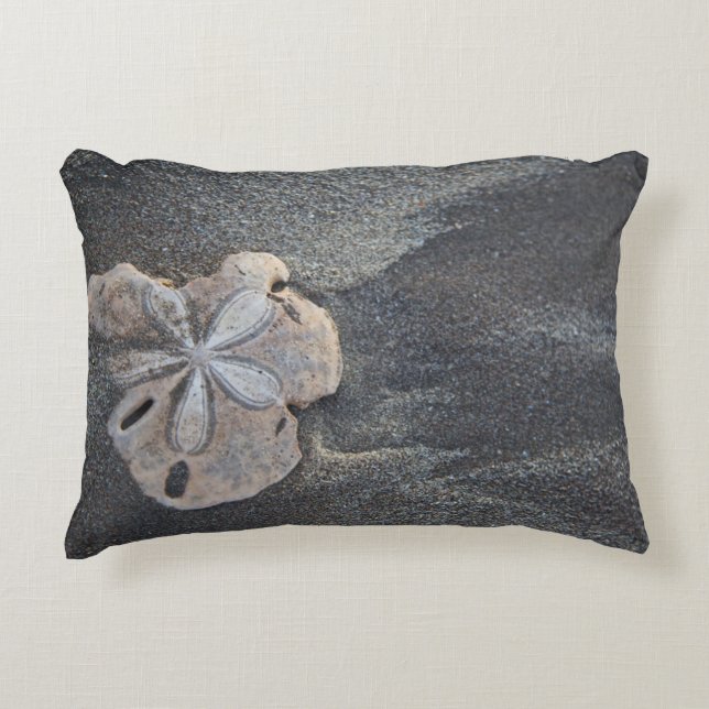 Sand dollar on sand decorative cushion (Front)