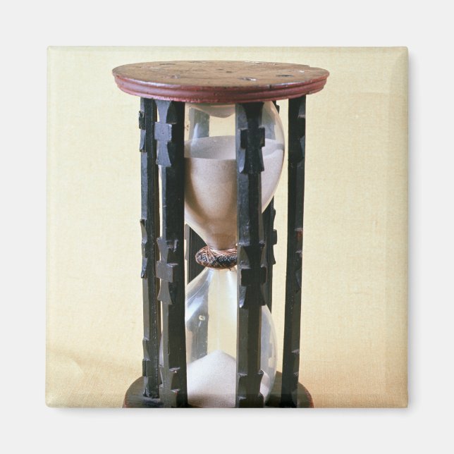 Sandglass, 17th century magnet (Front)