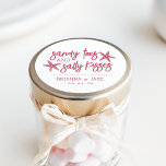 Sandy Toes, Salty Kisses Destination Wedding Favou Classic Round Sticker<br><div class="desc">Perfect for your destination wedding favours,  this beachy design features "sandy toes and salty kisses" in tropical pink lettering with two starfish. Personalise with your names and wedding date beneath.</div>