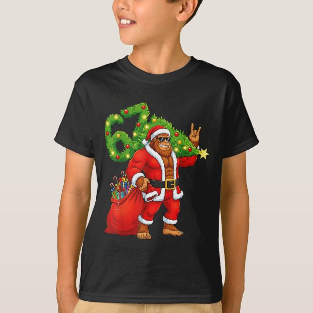 Santa Bigfoot 67 Meme Funny Six Seven Christmas Ho T-Shirt (Front)
