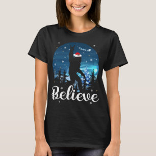 Santa Bigfoot Christmas Rock Roll Believe Xmas Fun T-Shirt