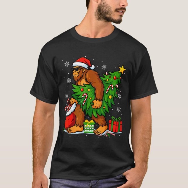 Santa Bigfoot Christmas Tree Xmas Lights Funny Sas T-Shirt (Front)
