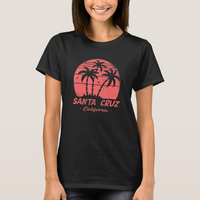 Santa Cruz California Sunset 70s 80s Surfer Summer T-Shirt (Front)