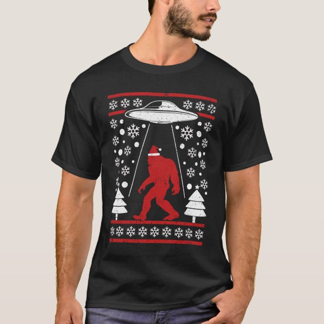 Santa hat Bigfoot Alien Ufo Sasquatch T-Shirt (Front)