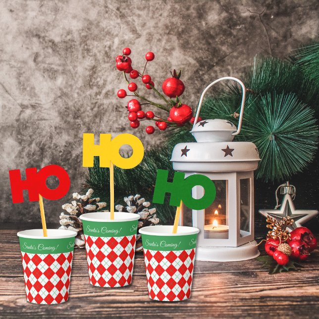 Santa's Coming  Paper Cups (Creator Uploaded)