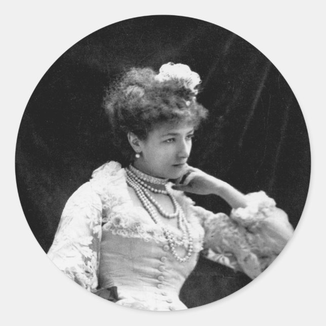 Sarah Bernhardt Vintage Photo - 1877 Classic Round Sticker (Front)