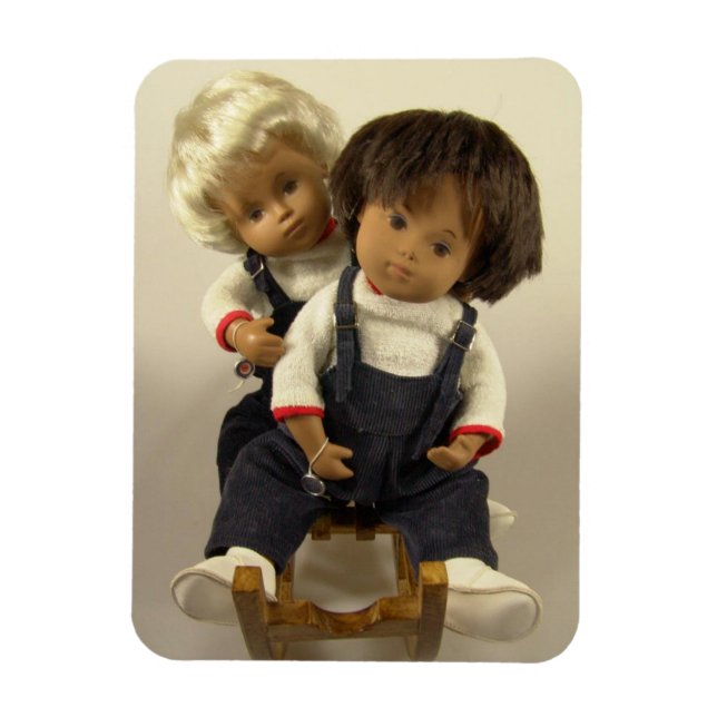 Sasha Puppe / Sasha Doll Premium Flexi Magnet (Vertical)