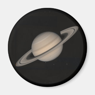 Saturn by Voyager 2 Magnet