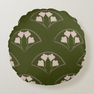 "Scallop Garden" Round Cushion