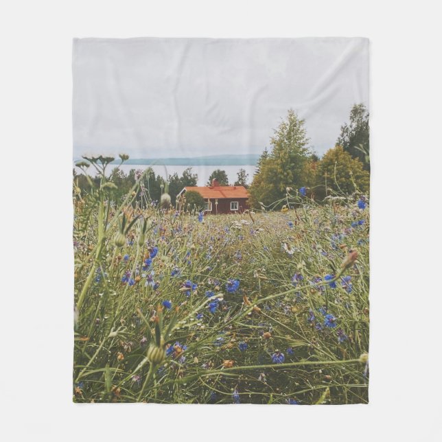 Scandi cottage by the lake fleece blanket (Front)