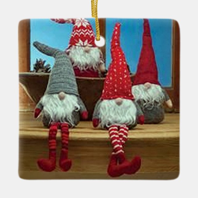 SCANDINAVIAN CHRISTMAS ORNAMENT (Front)